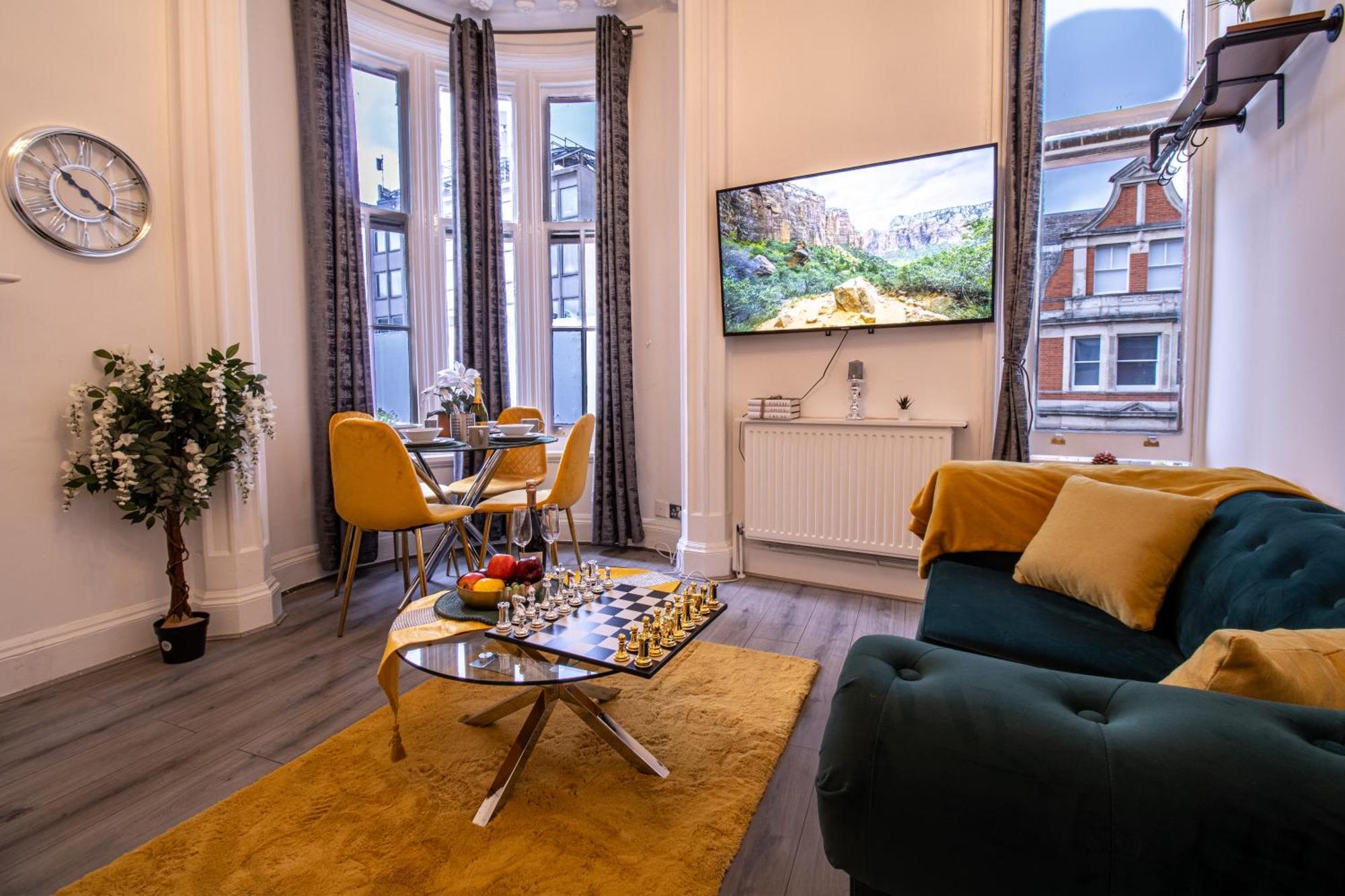Luxurious Apartments On Oxford Street London Exterior photo