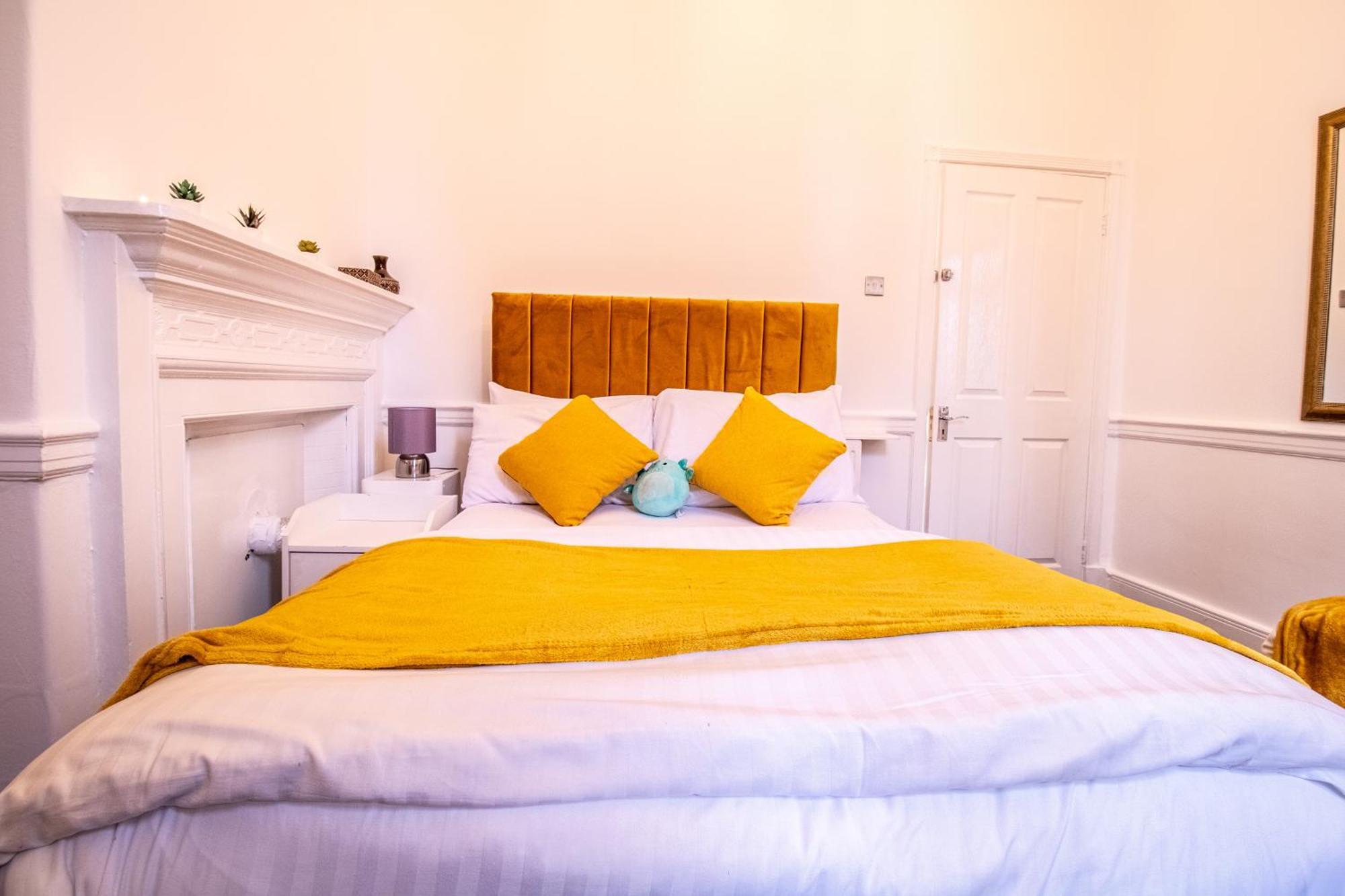 Luxurious Apartments On Oxford Street London Exterior photo