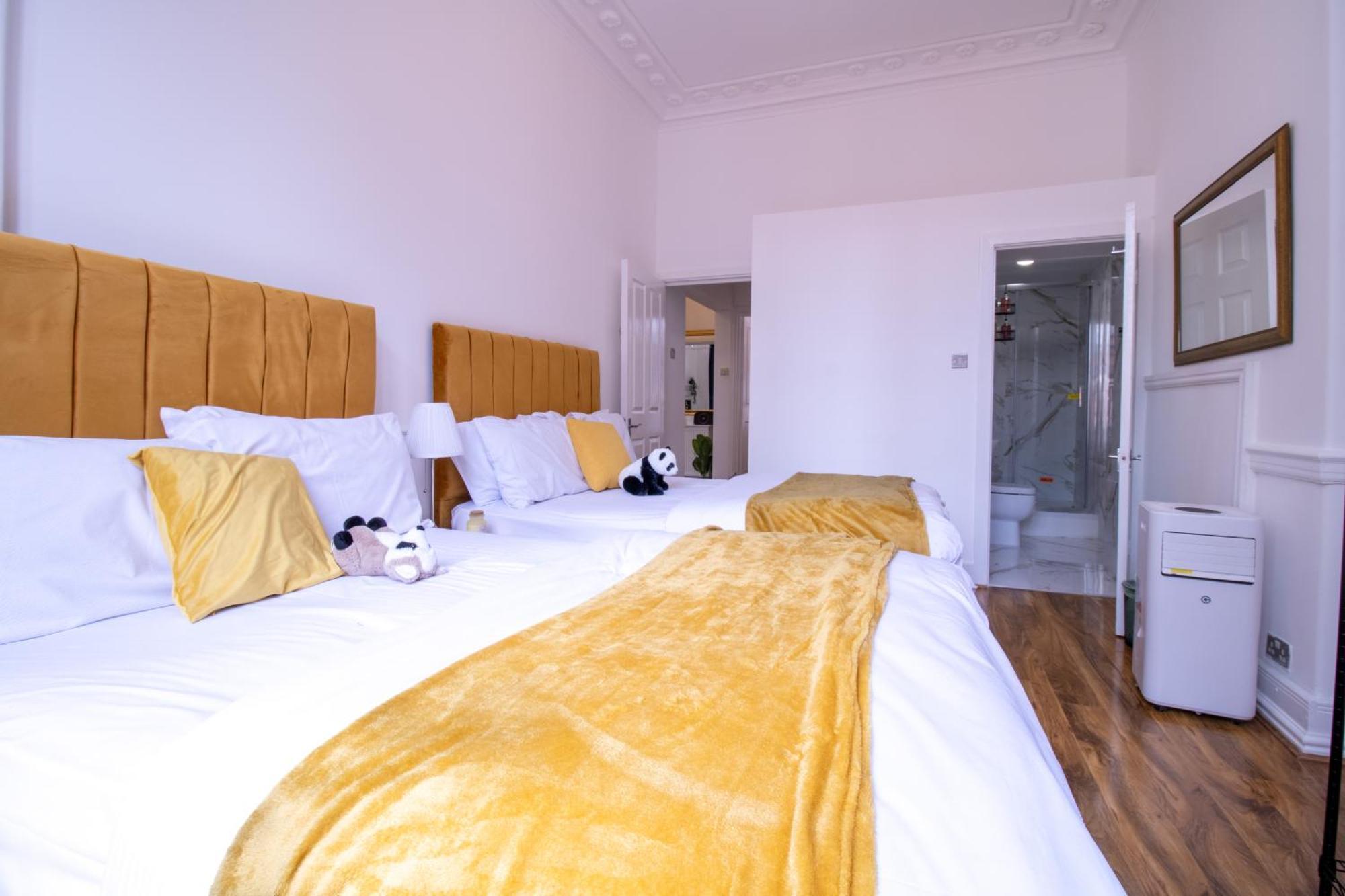 Luxurious Apartments On Oxford Street London Exterior photo