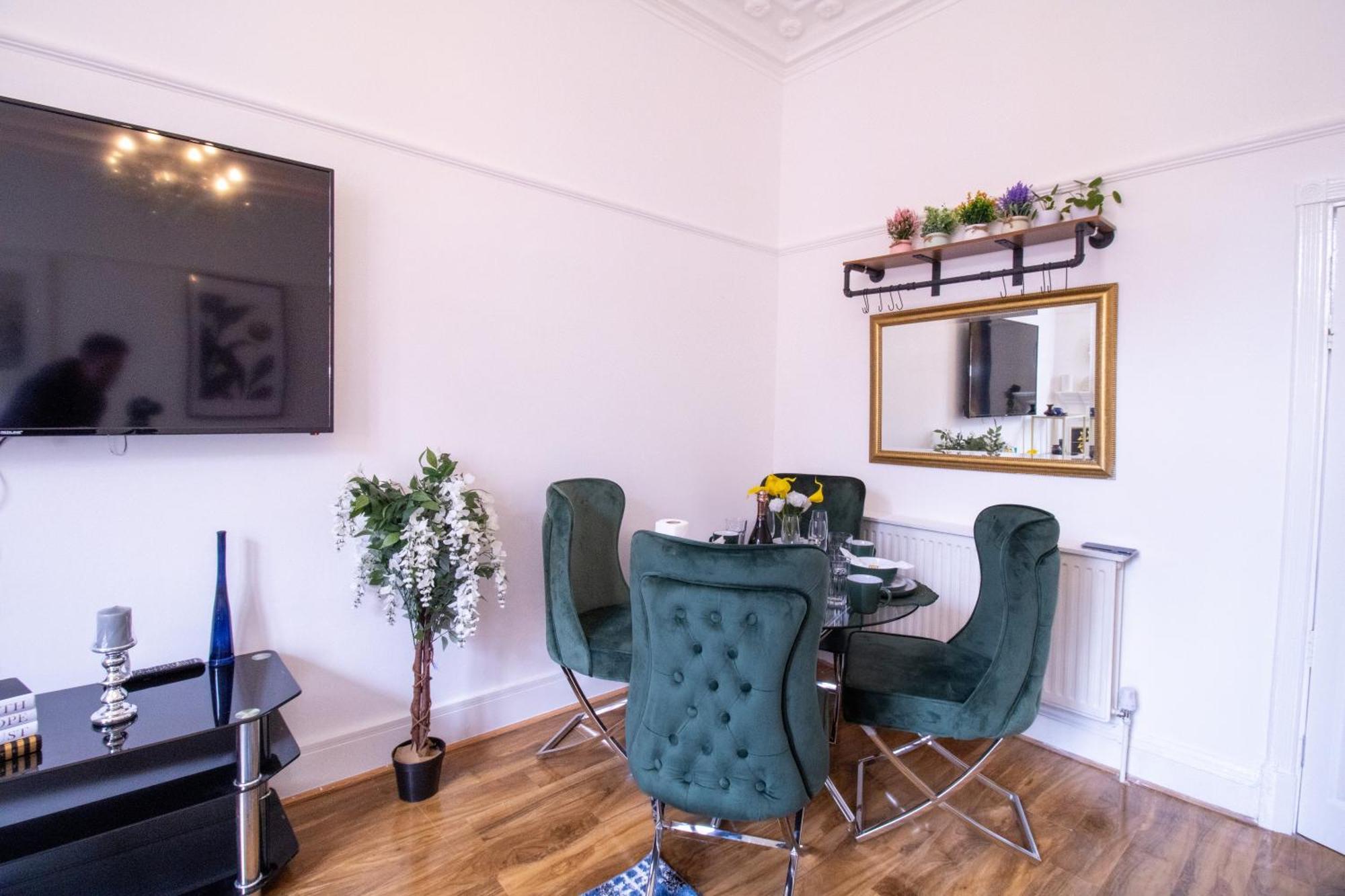Luxurious Apartments On Oxford Street London Exterior photo