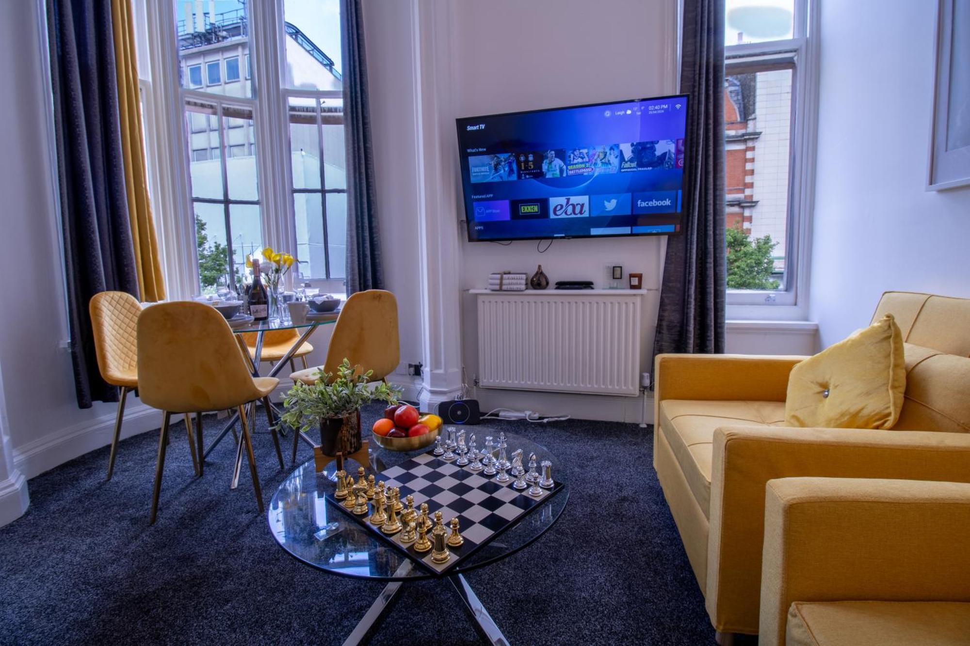 Luxurious Apartments On Oxford Street London Exterior photo