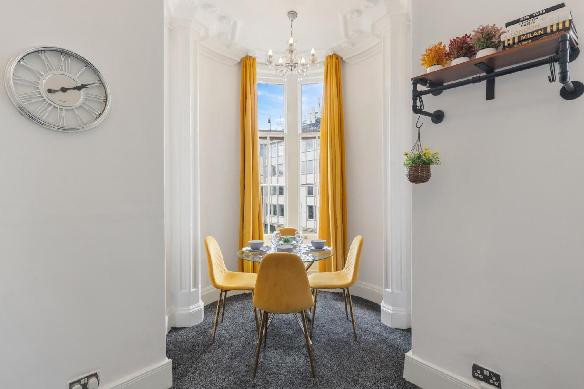 Luxurious Apartments On Oxford Street London Exterior photo