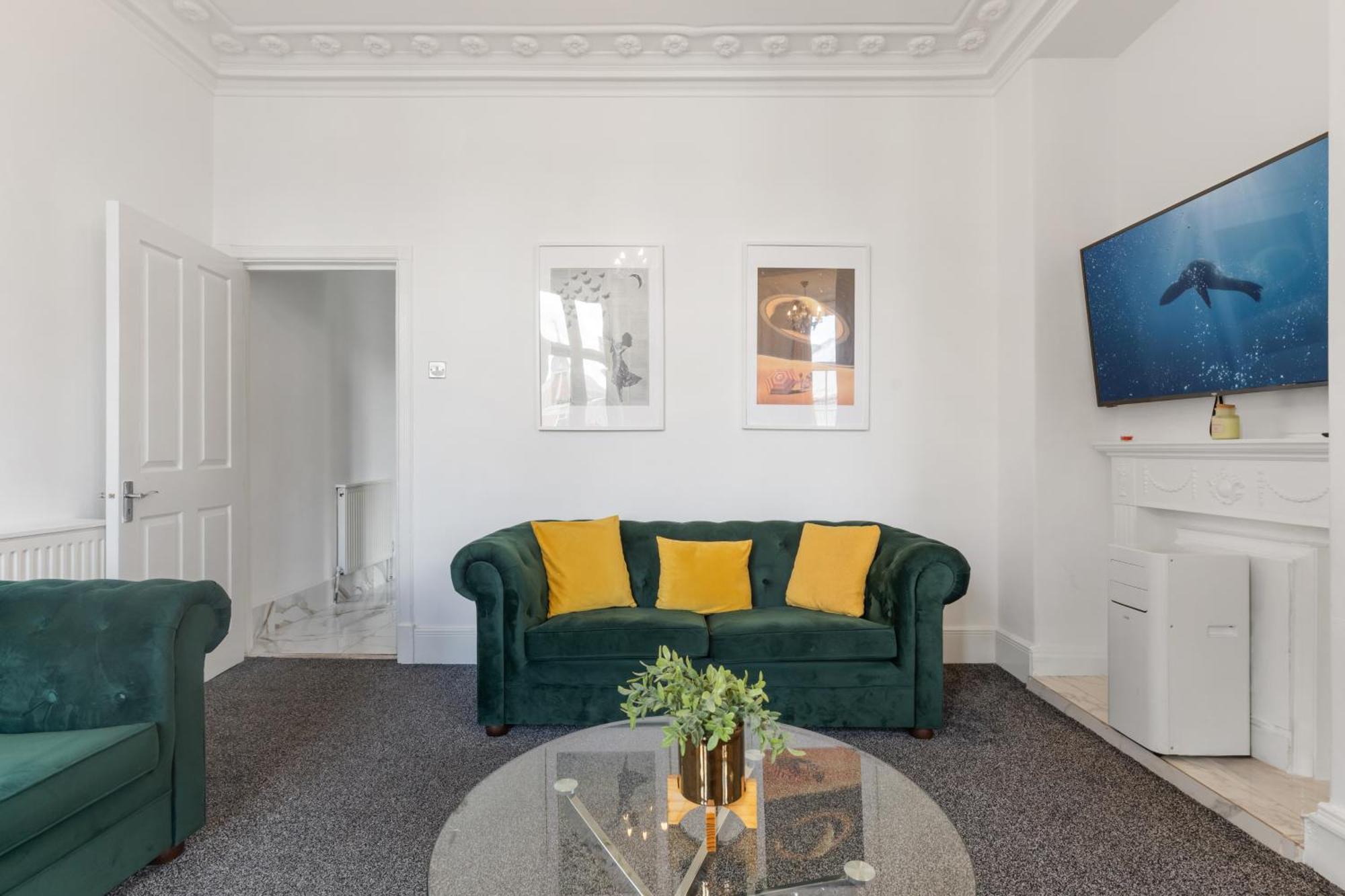 Luxurious Apartments On Oxford Street London Exterior photo