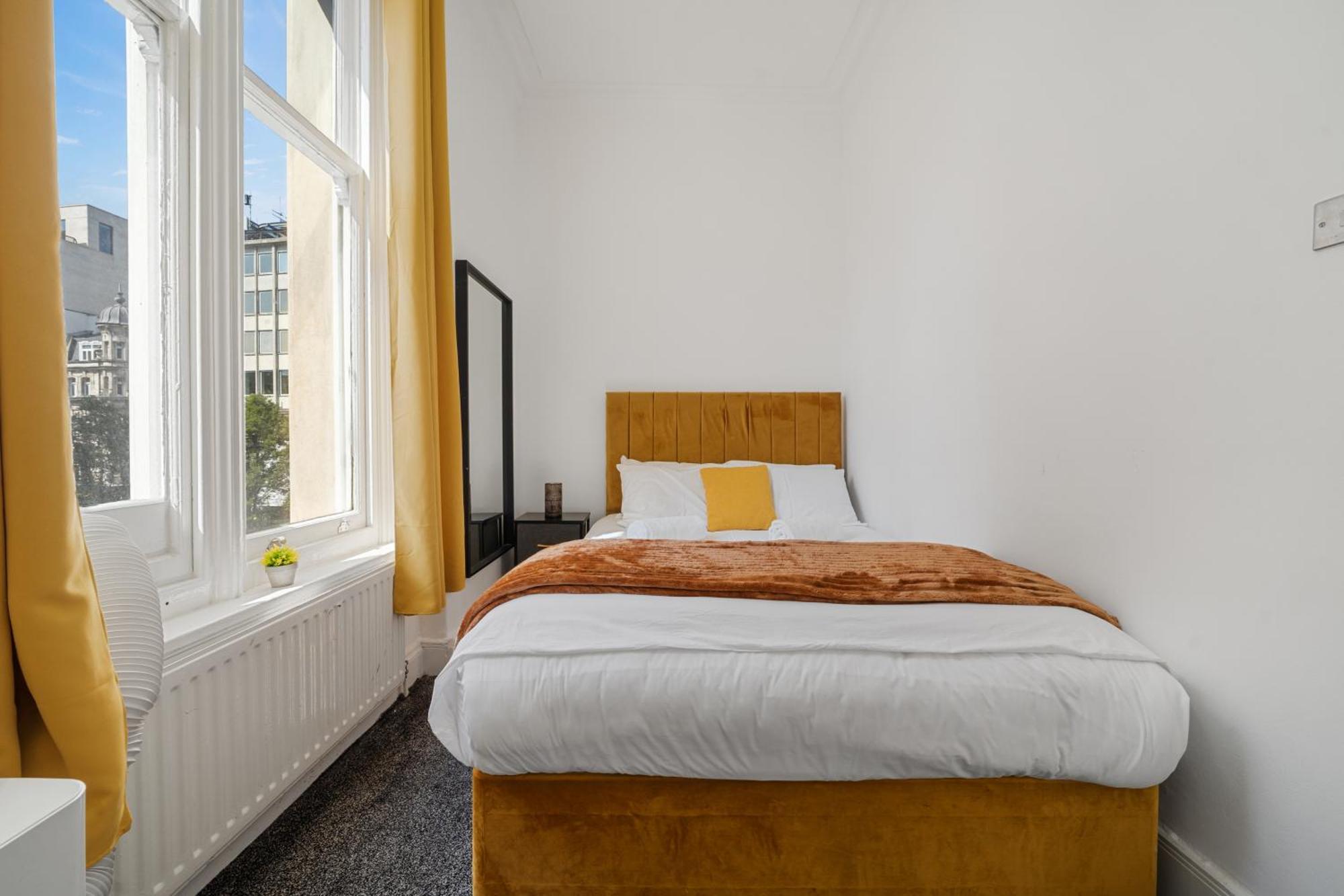 Luxurious Apartments On Oxford Street London Exterior photo